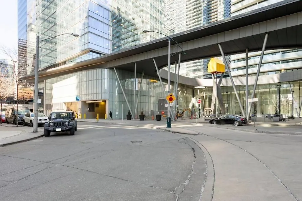 Elegant Waterfront Downtown Toronto / Unobstructed Cn Tower View Apartment Canada